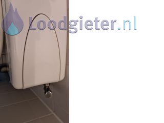 Loodgieter Dordrecht WC blijft doorlopen