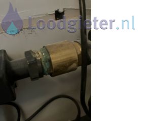 Loodgieter Nijmegen 2 lekkende koppelingen van de vloerverwarming
